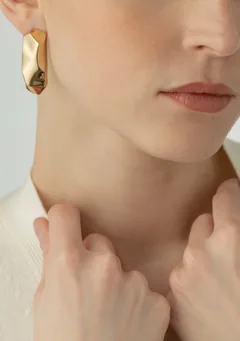 Фактурные серьги из металла