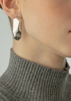 Фактурные серьги из металла